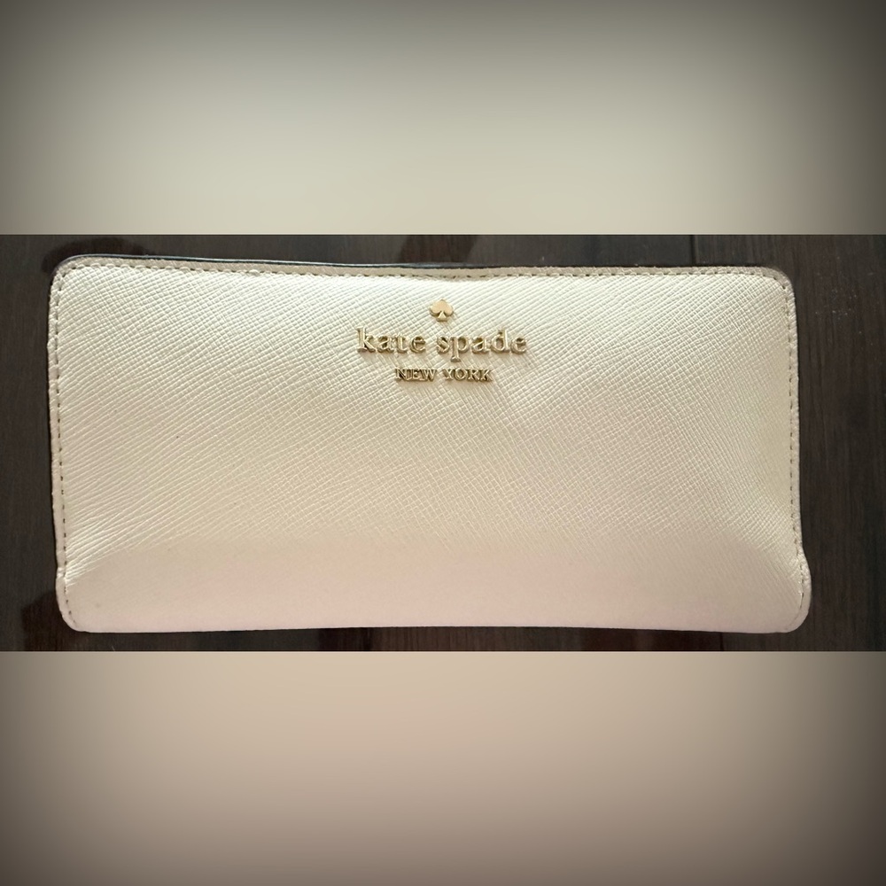 Kate Spade Elegant Cream Wallet